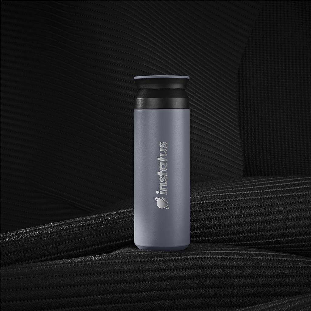 DR-AV-289-B-GY_LIFESTYLE