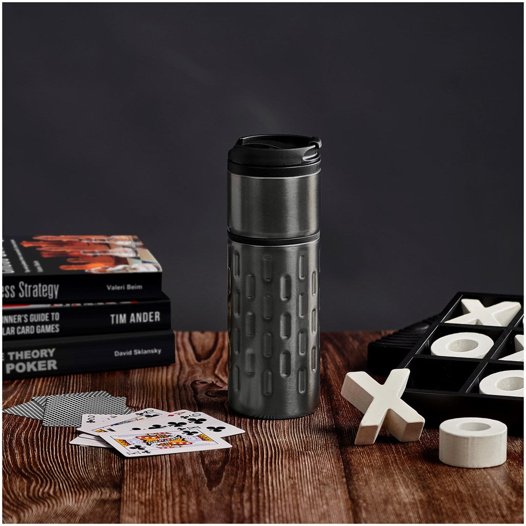 DW-7008-LIFESTYLE-02-NO-LOGO
